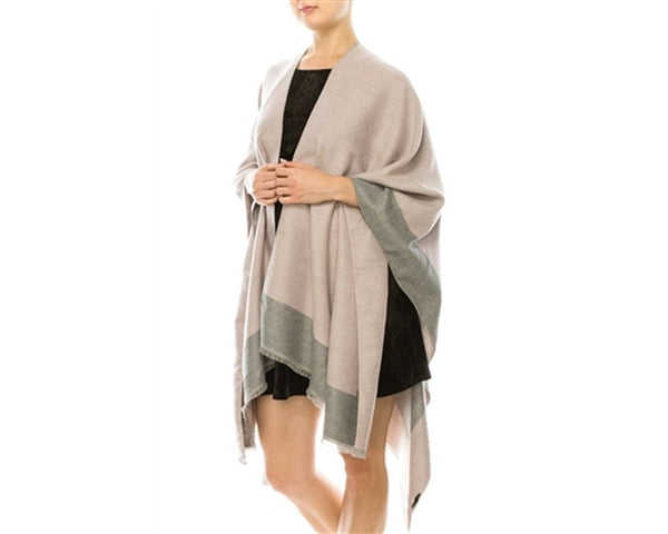 A762-REVERSIBLE COLORBLOCK PONCHO