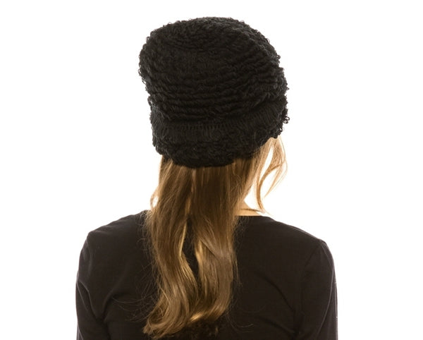 A030-LOOPY KNIT BEANIE