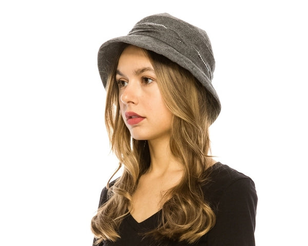 A076-SOFT WOOL-BLEND BUCKET HAT WITH CHAIN