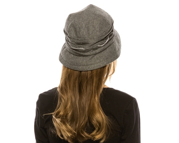 A076-SOFT WOOL-BLEND BUCKET HAT WITH CHAIN