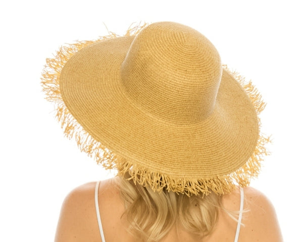 A366-STRAW SUN HAT W/ FRINGE