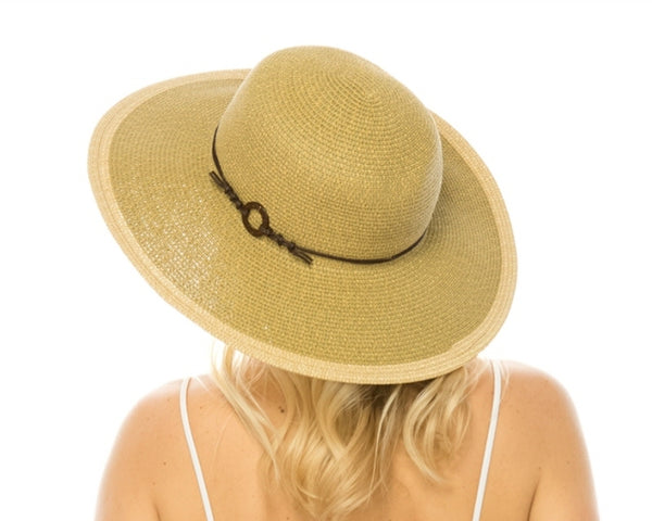 A372-SUN HAT W/ COCONUT RING