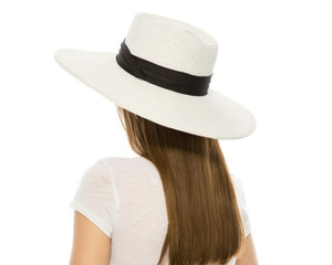 A385-WIDE BRIM STRAW GAMBLER W/ BLACK BAND