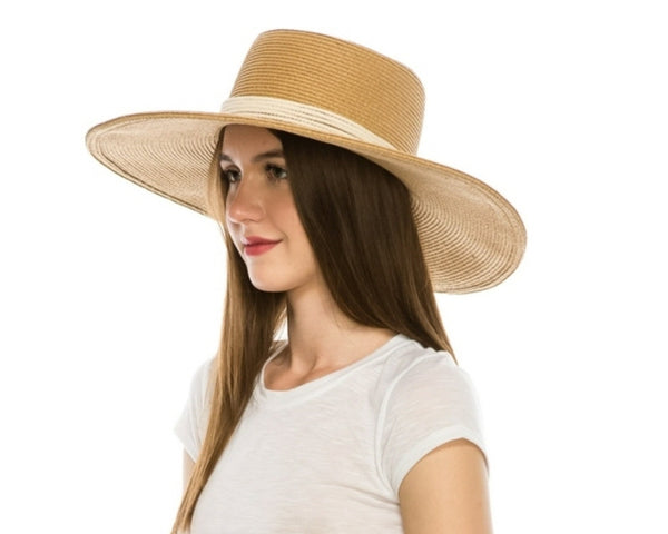 A391-WIDE BRIM STRAW GAMBLER W/ ROPE BAND