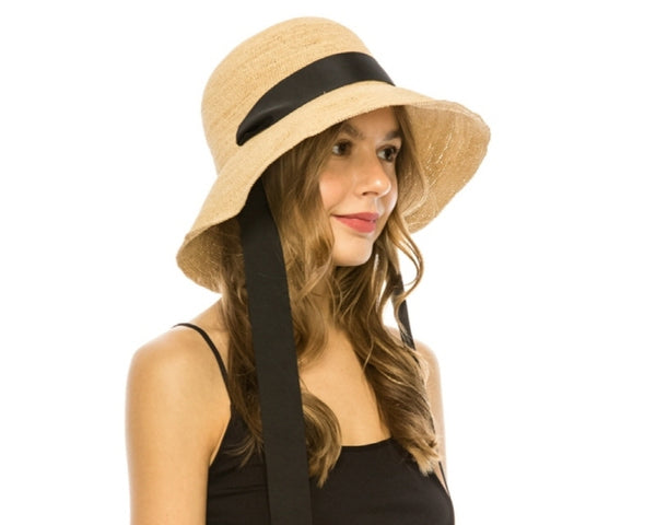 A668-FINE RAFFIA CROCHET HAT W/ CHIN SASH