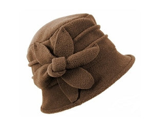 A439-FLEECE CLOCHE WITH MAGNOLIA