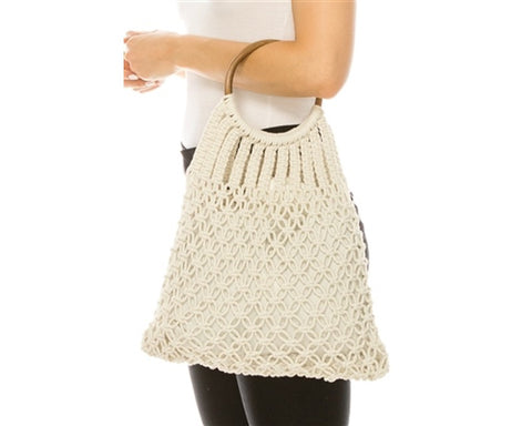 A881-COTTON MACRAME BAG W/ WOOD HANDLES