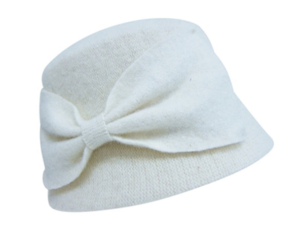 A456-KNITTED WOOL BUCKET WITH BOW