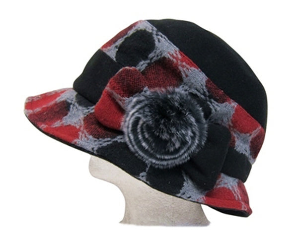 A444-WOOL BUCKET HAT WITH DOTS PRINT